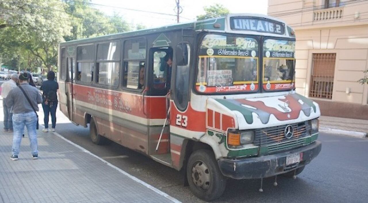Capetos anuncian subsidio para los internos para evitar suba del pasaje.