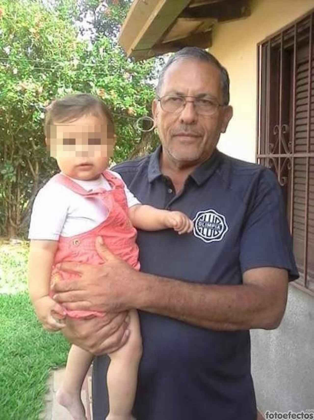 Con su hija más pequeña, Jazmín Alejandra.