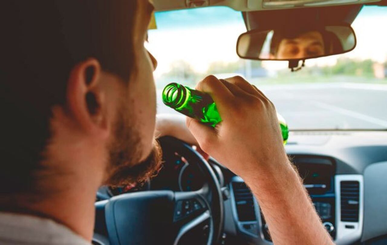 n muchos de los accidentes de tránsito fatales hubo bebidas alcohólicas de por medio