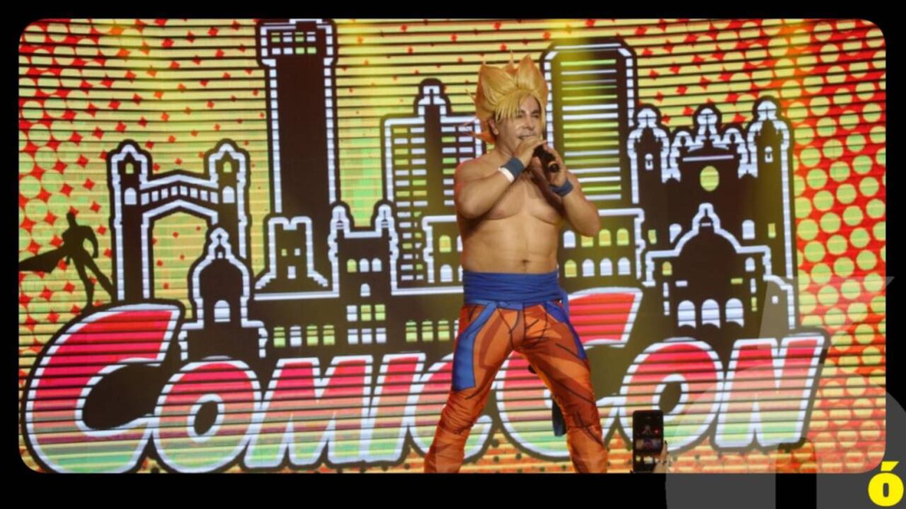 César Franco entonó así la canción de Dragon Ball. (Cristóbal Núñez)