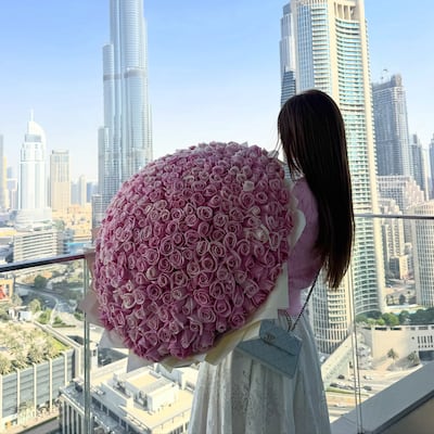 Apenami: la influencer Agatha León pasa su bajón en Dubai