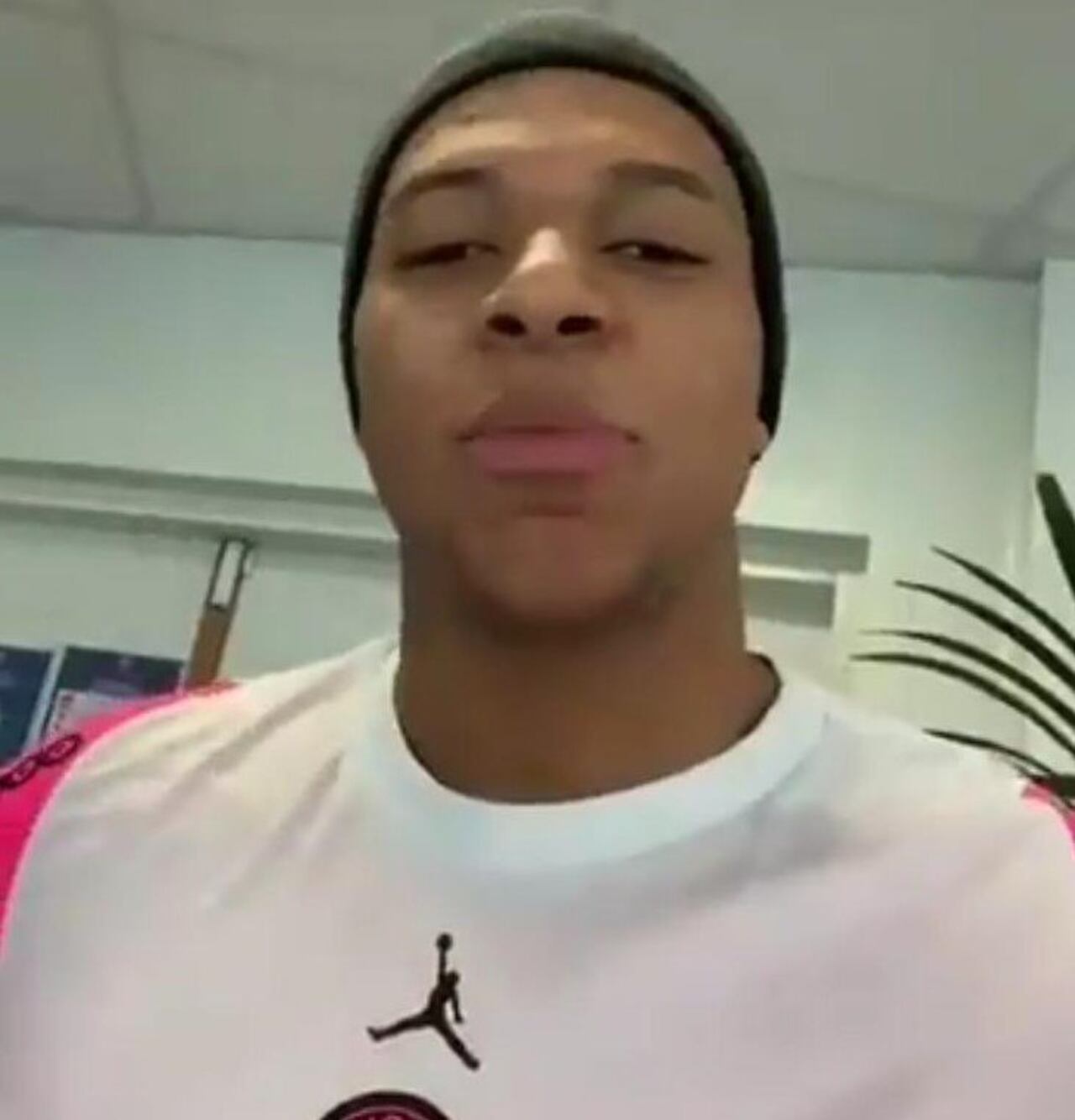 Kylian Mbappé, estrella mundial, le deseó suerte a Cerro.