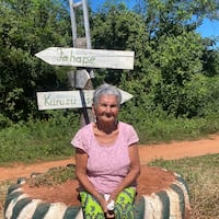 “Ahase amano mboyve che vállepe”, por su cumple 90