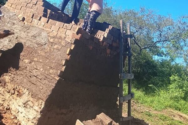 “Ladrillo a ladrillo yo voy construyendo mi sueño”
