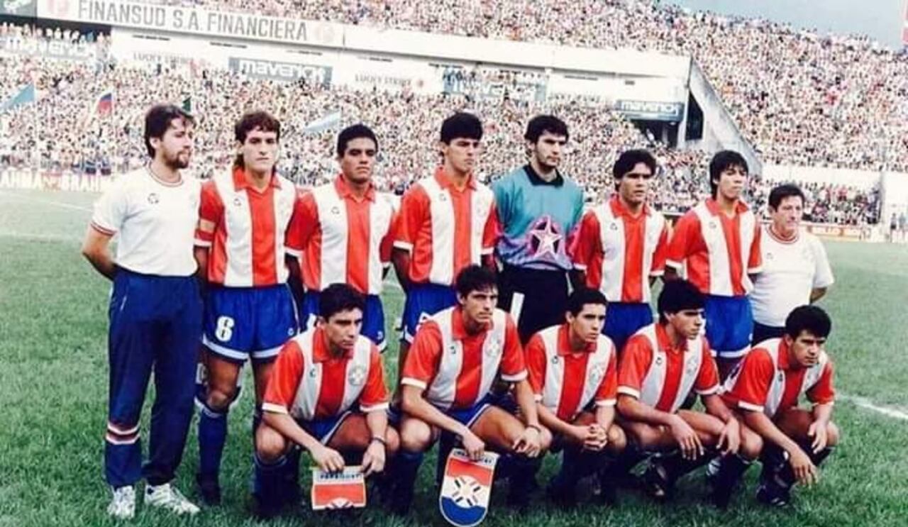 Con la selección paraguaya Sub 23 (1992).