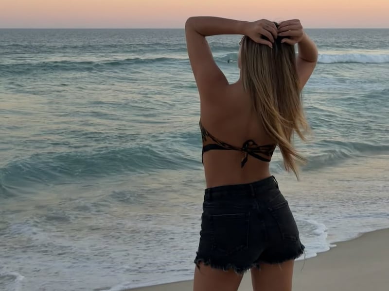 Mirá la cocinerita que se dejó ver destapada