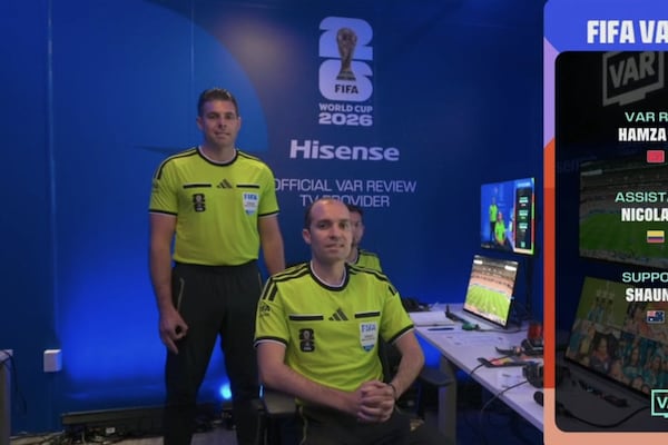Quieren echar a árbitro del Mundial por hacer un “OK”