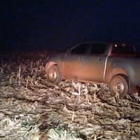 Encapuchados entraron hasta el baño de un agricultor para robarle