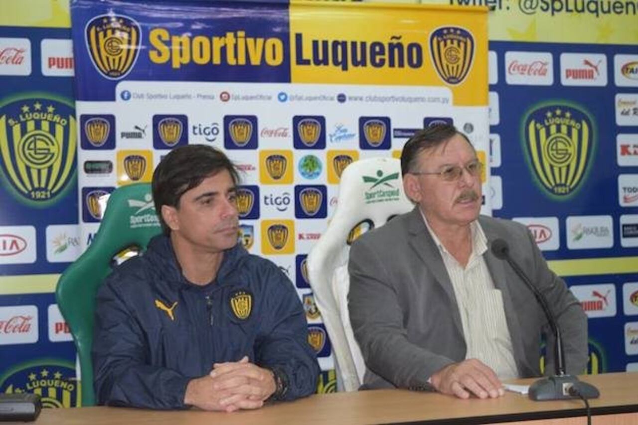 PRESENTACIÓN. El presi Benítez se encargó de presentar el DT.