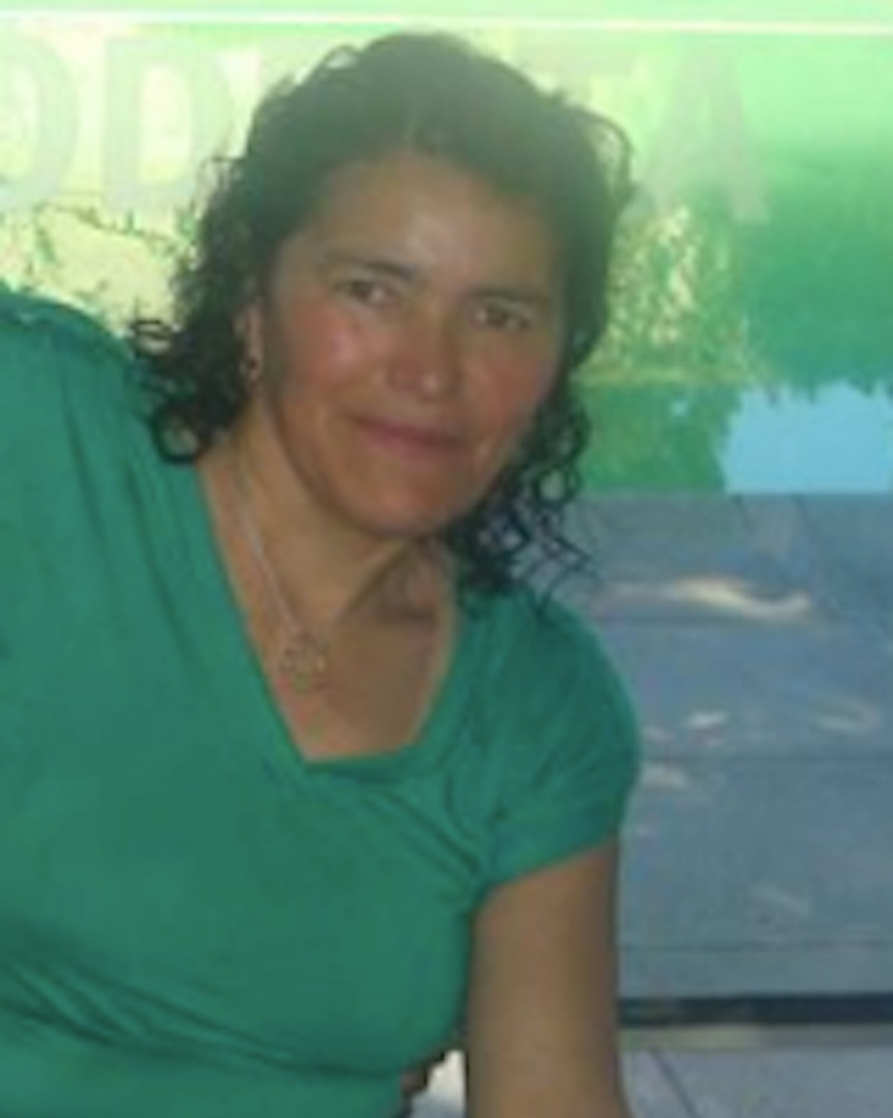 Cipriana Flores.