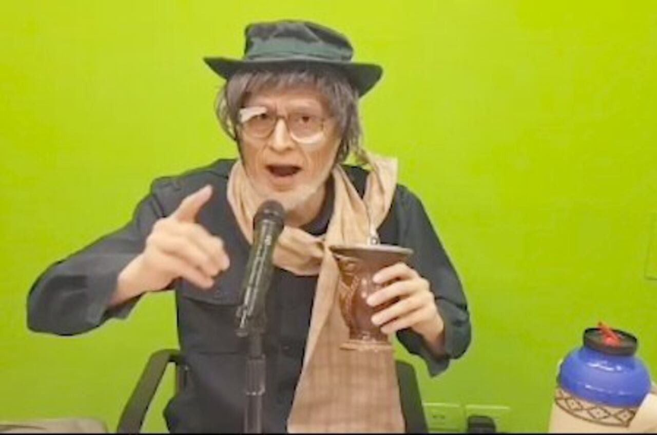 Enrique Pavón, creador de “El Abuelo”, primer personaje suyo que se vuelve conductor.