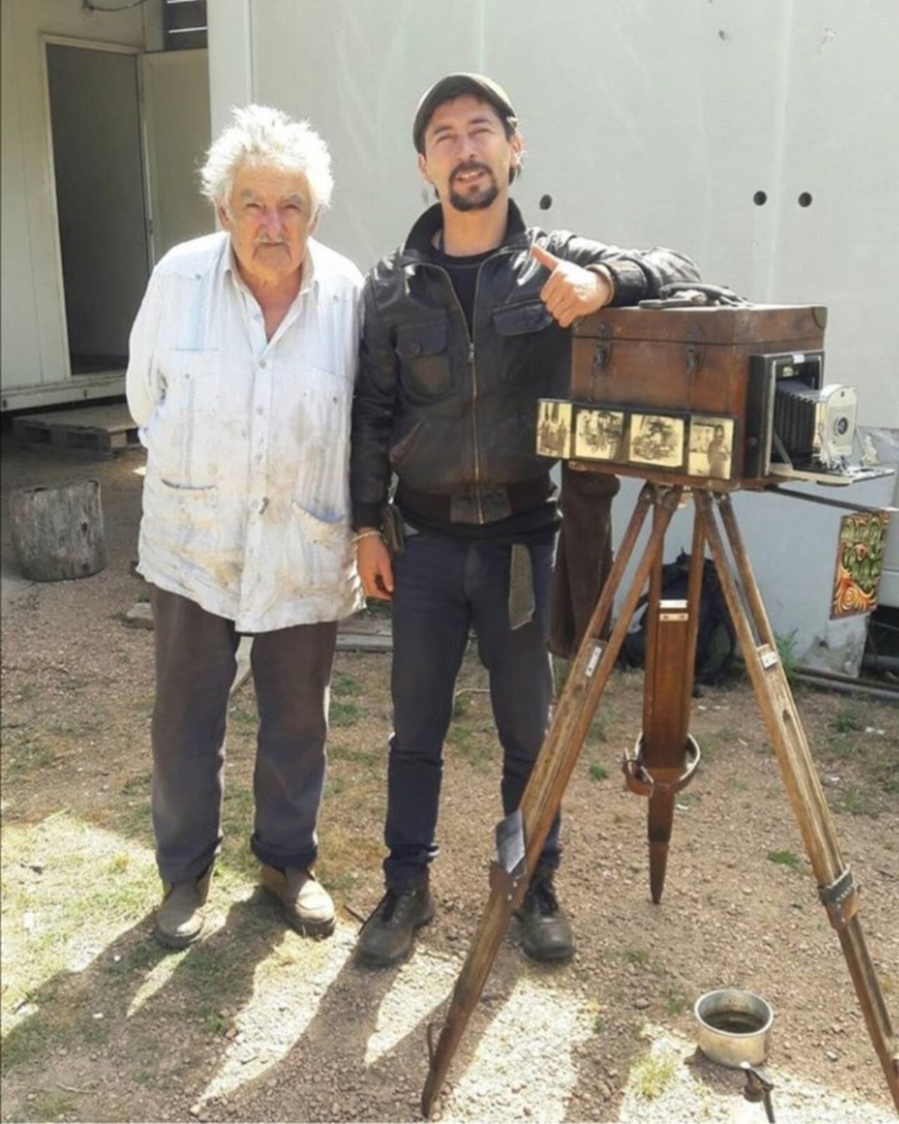 Con el “Pepe” en una foto. Foto: A. FRETES