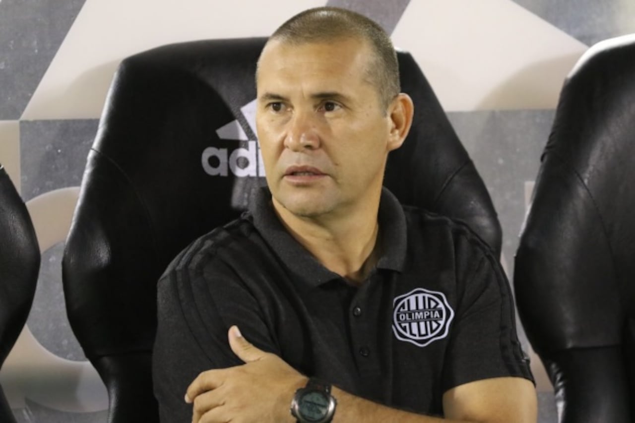 RESPALDO. Mauro Caballero seguirá al frente del plantel principal.