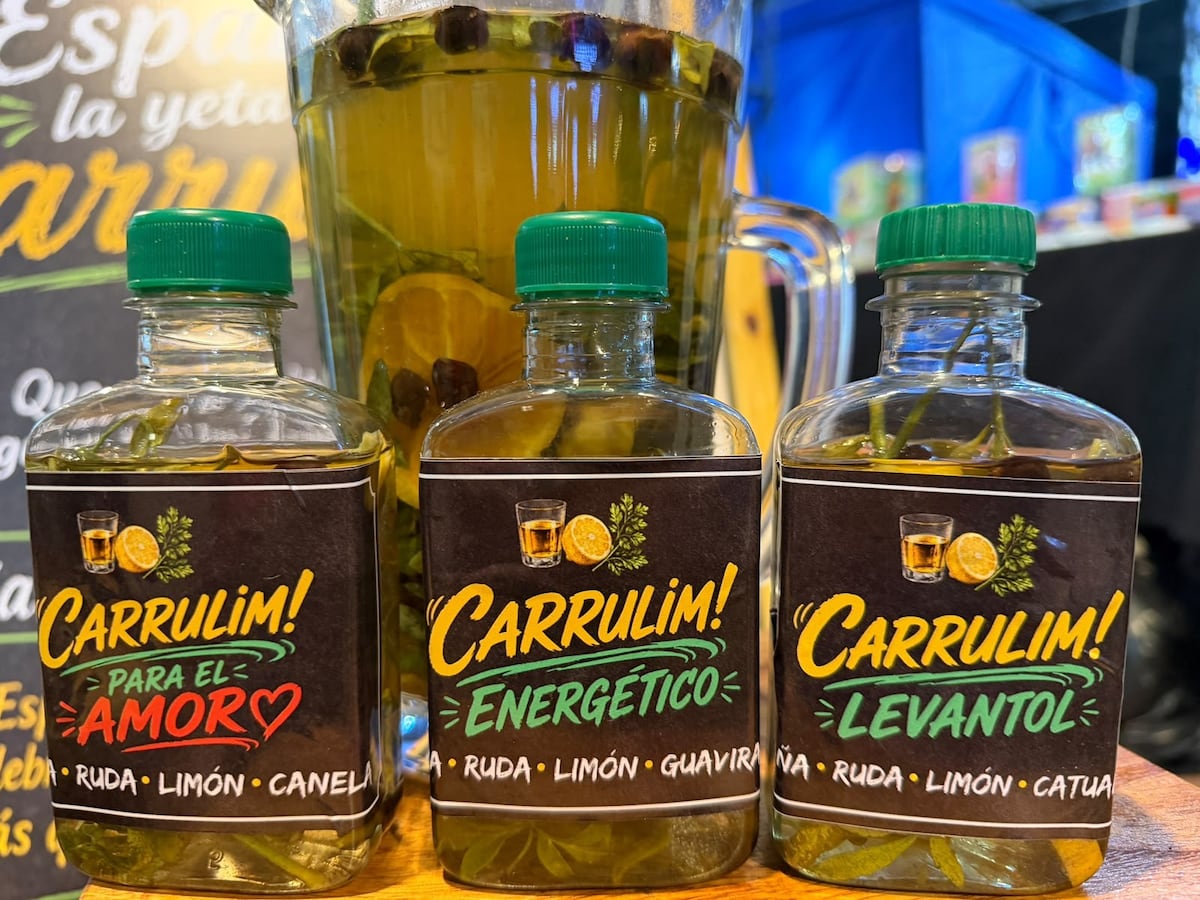 Mercado 4 prepara 5.000 litros de carrulim para combatir la "yeta" y atraer la buena suerte en agosto