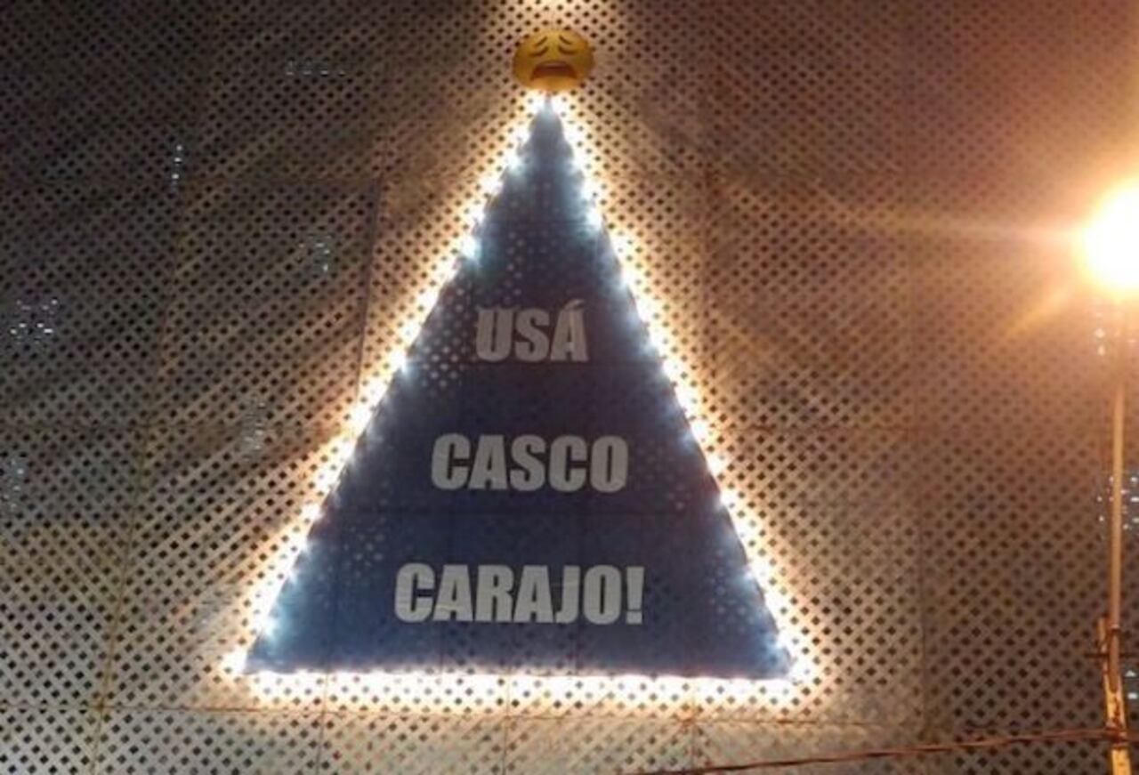 FUROR. Esta campaña navideña explotó en las redes sociales, pero la gente igual omano en cantidad.