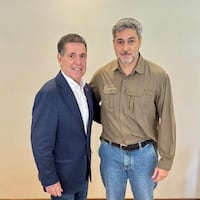 Hubo encuentro entre Mario Abdo Benítez y Horacio Cartes