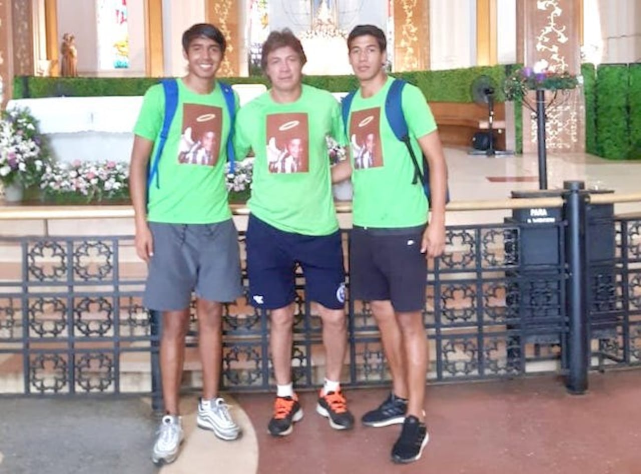 Andrés (hijo), junto a Andrés (padre) y Alexis Duarte.