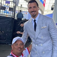 Zlatan Ibrahimovic pidió una foto a Mortero Bala