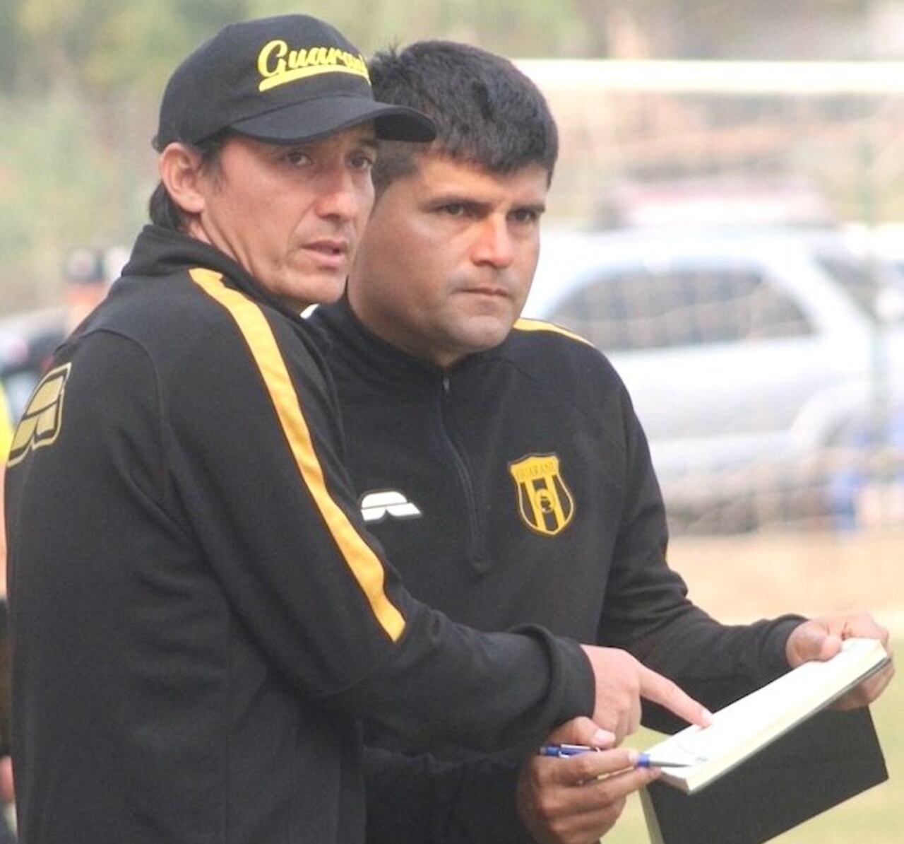 Ahora, Osvaldo es ayudante técnico de Aureliano Torres en la Reserva de Guaraní.