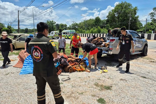 ¡Ñandejára! Mitã’i atropelló y mató a monjes en Tailandia