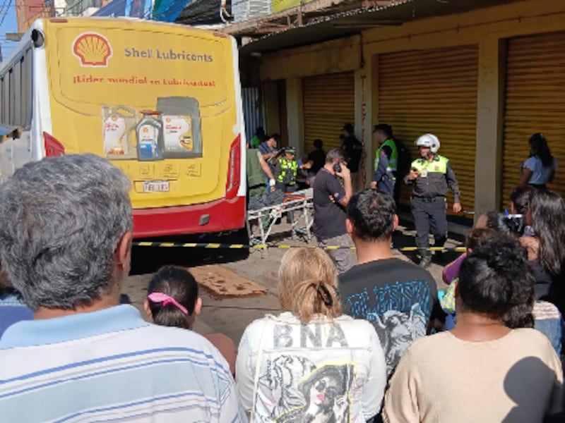 Mujer de avanzada edad fallece arrollada en el Mercado 4