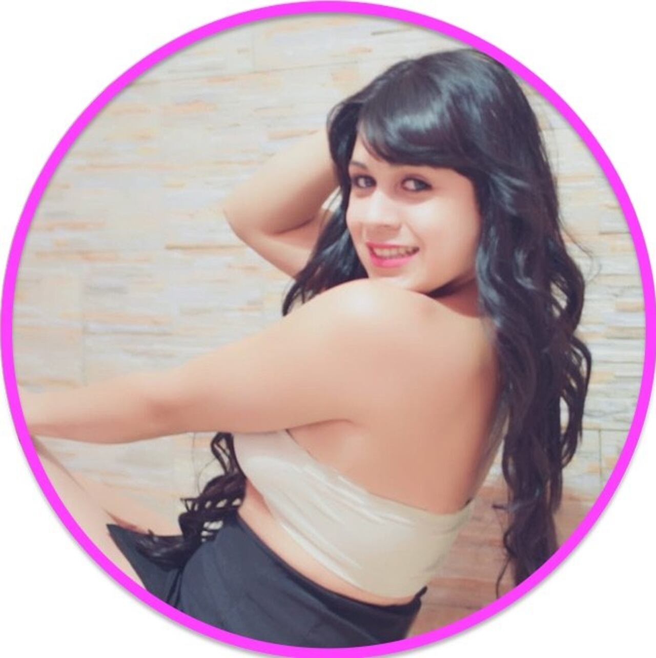 Leticia contó que ahora ya está en una agencia de modelos y hace desfiles.