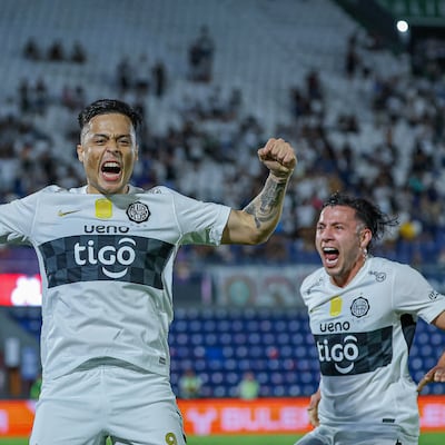 Olimpia revive y festeja ante su “sombra negra”