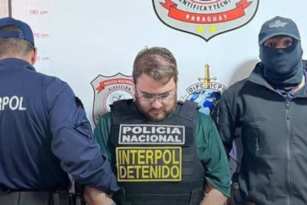 De ñembo tuitero polémico a detenido por trata