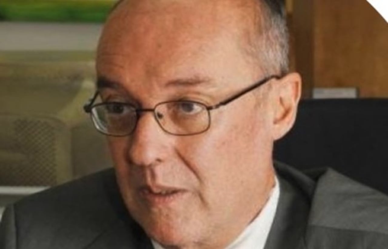 EMBAJADOR. Bernardino Cano Radil, en Cuba.