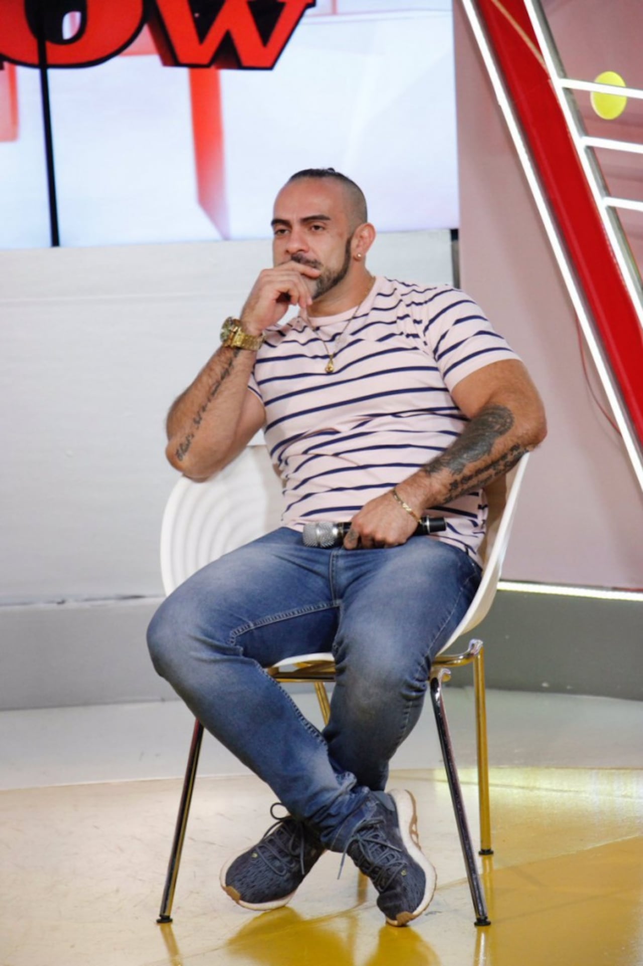 Carlos “El Escorpión” Caballero criticó que Renato Prono se haya quedado con plata en becas.