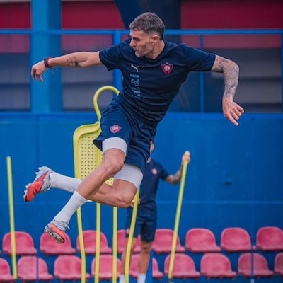 Riveros estará contra Palmeiras, ¿Y Vegetti?
