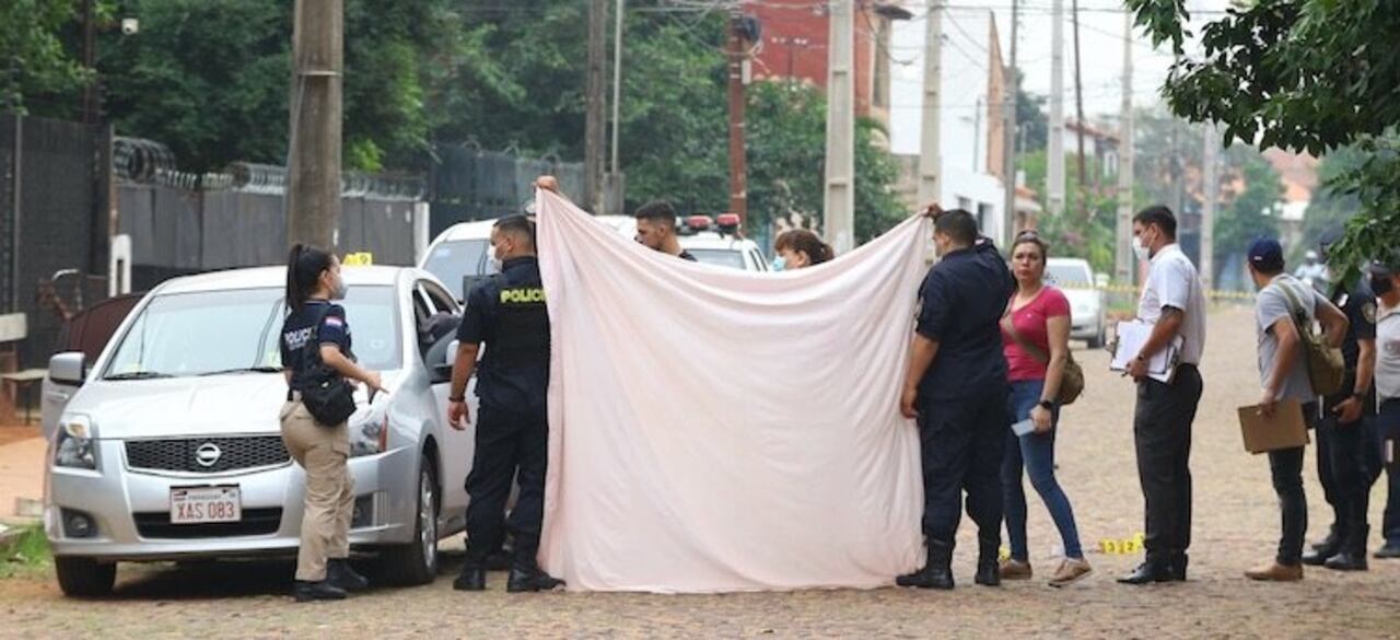La víctima era capitán de Navío, según la Policía.