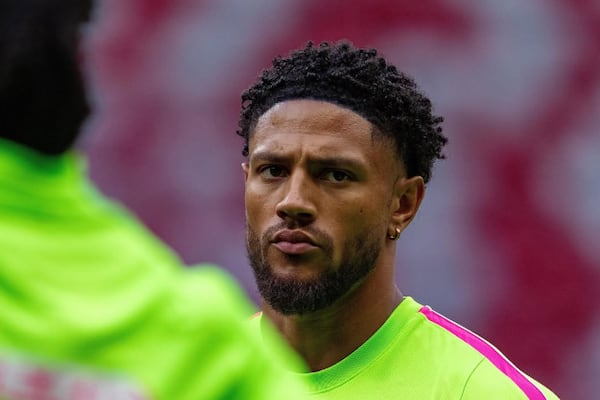 De Nigeria con amor: el arquero que se roba suspiros en el mundial