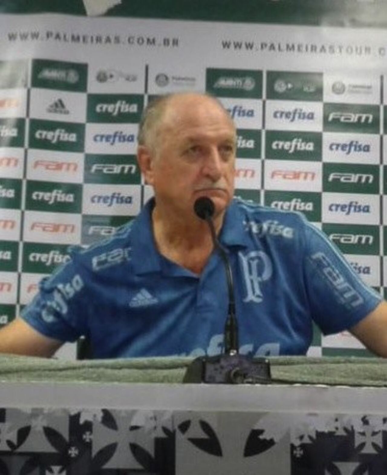 Scolari está de acuerdo con la actitud de Boca en no jugar.