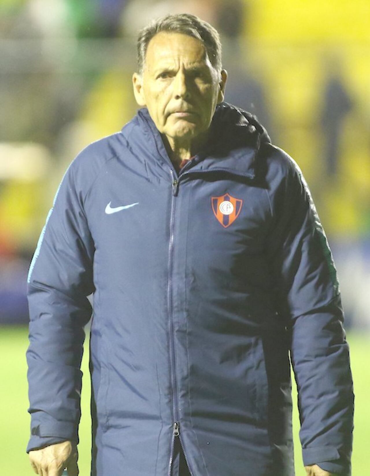 Russo se fue tras acordar un dinero.