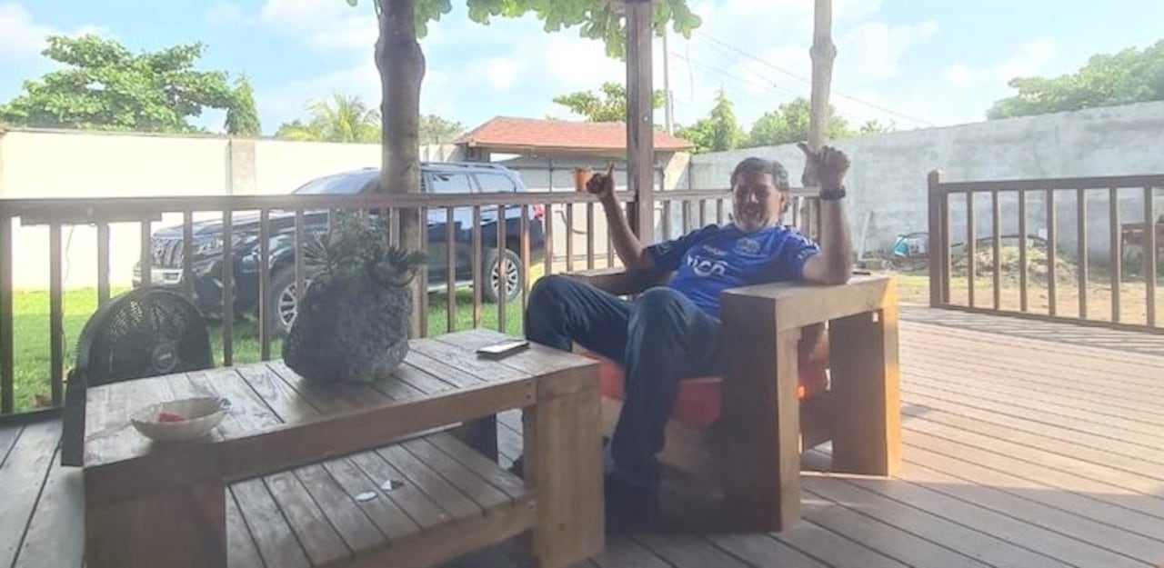 El DT paraguayo en su residencia actual en Guatemala.