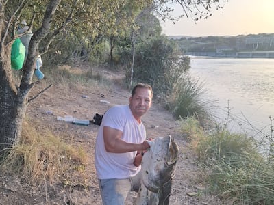 ¿Es IA? Paraguayo pescó un pez de 70 kilos en España