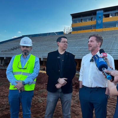 Presi de la Conmebol recorrió estadios