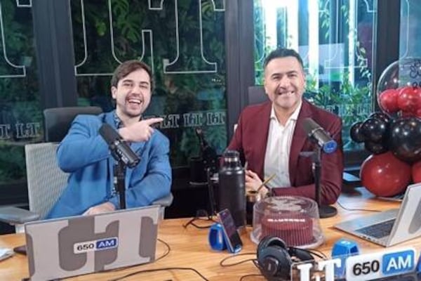 Roberto Pérez recibió una emotiva llamada por su cumple