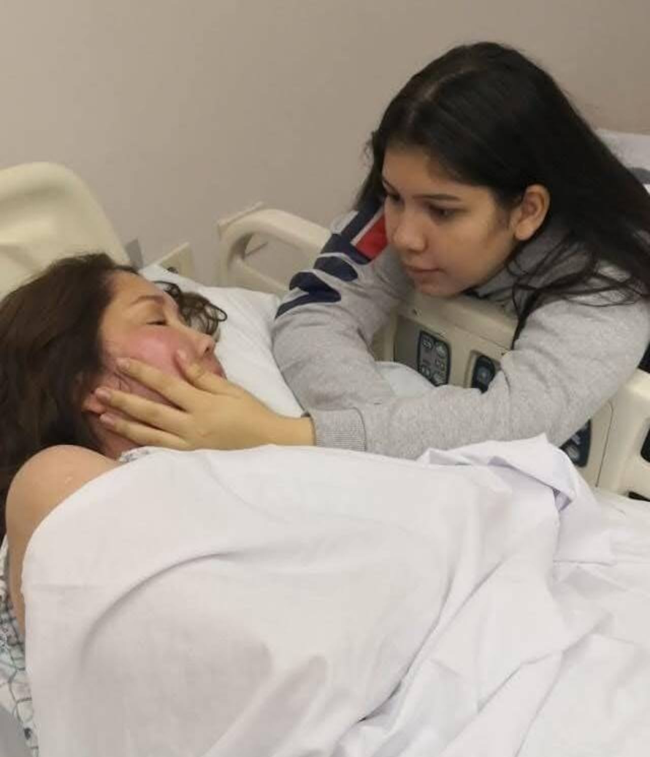 Cuando estaba internada, en coma.