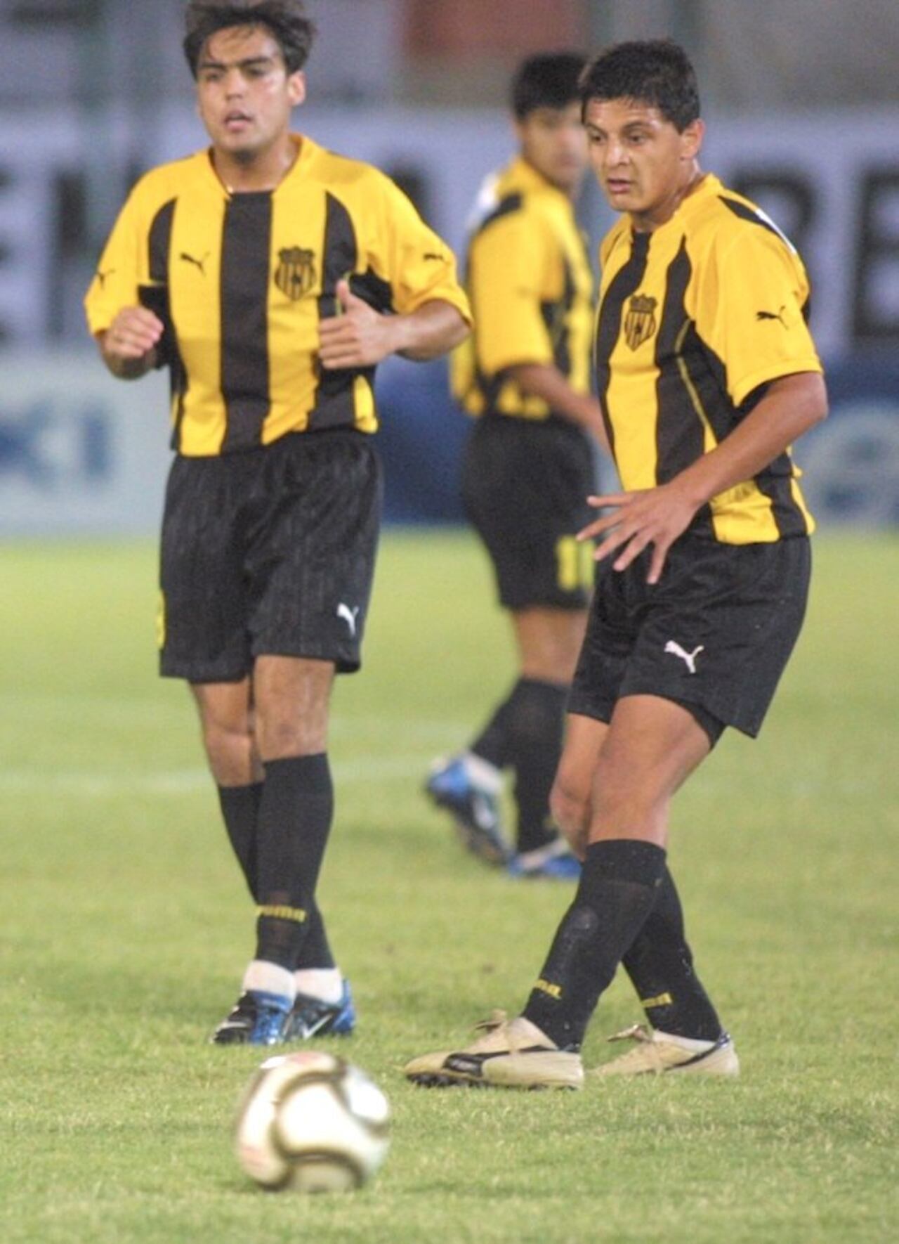 Fabio Nunes aparece junto a Pablo Giménez.