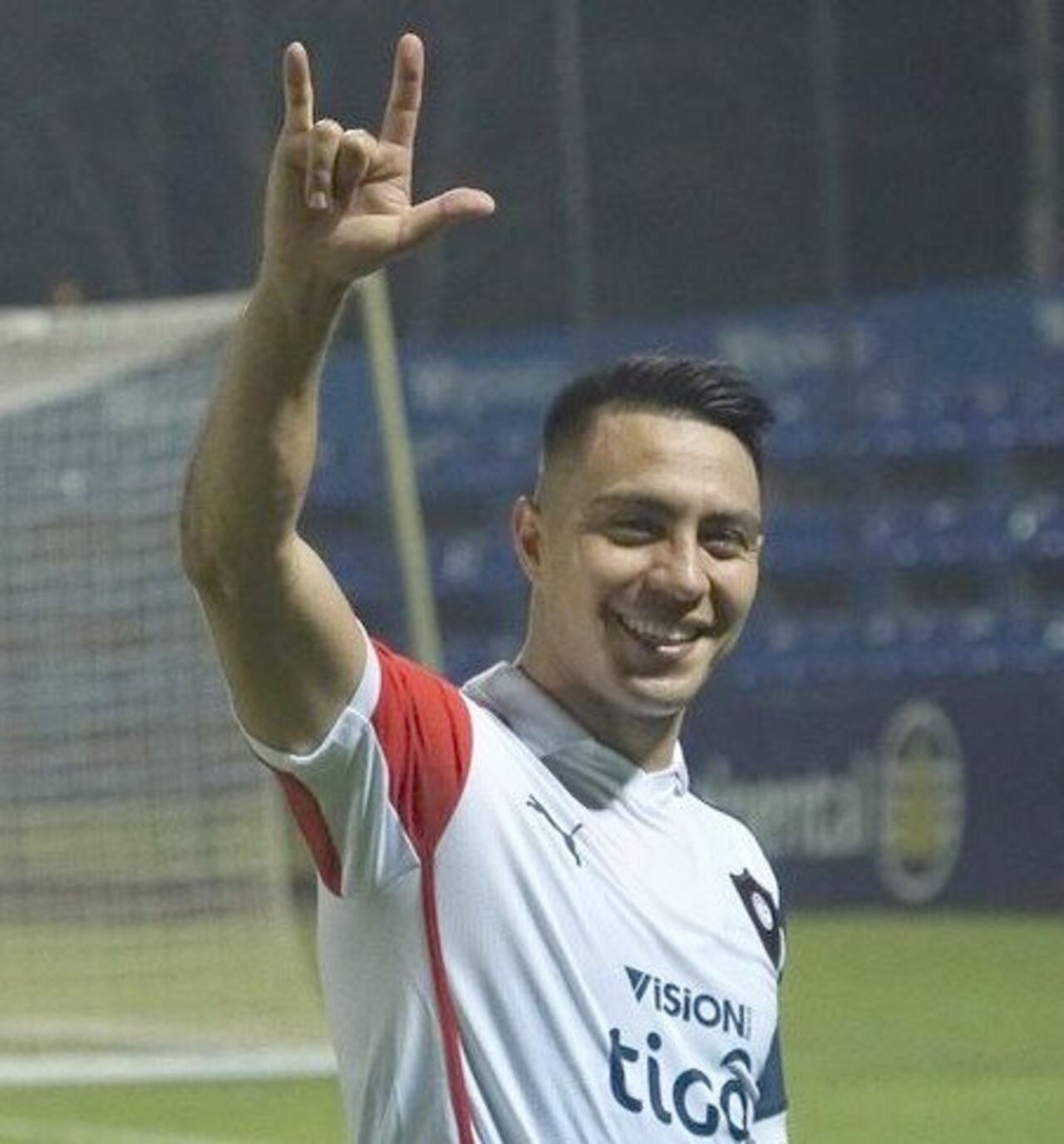 Ángel Cardozo, volante.