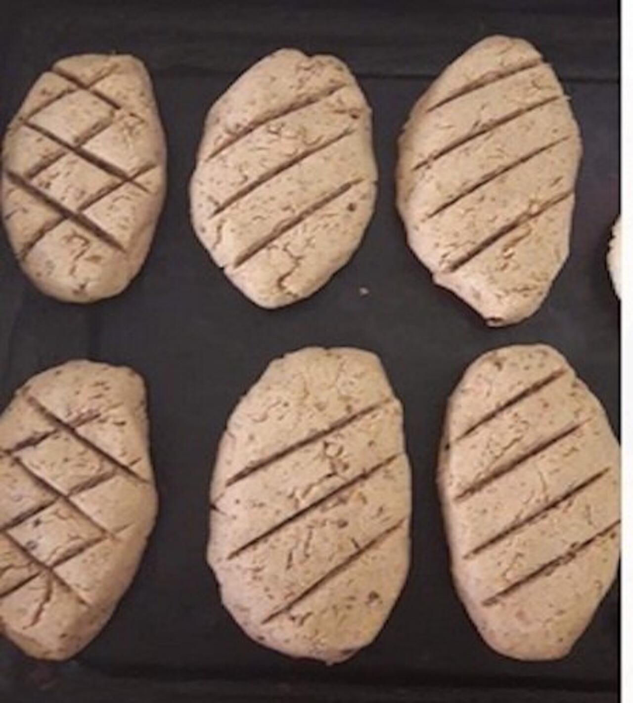 Chipas con maní ku’i ojejerure heta.