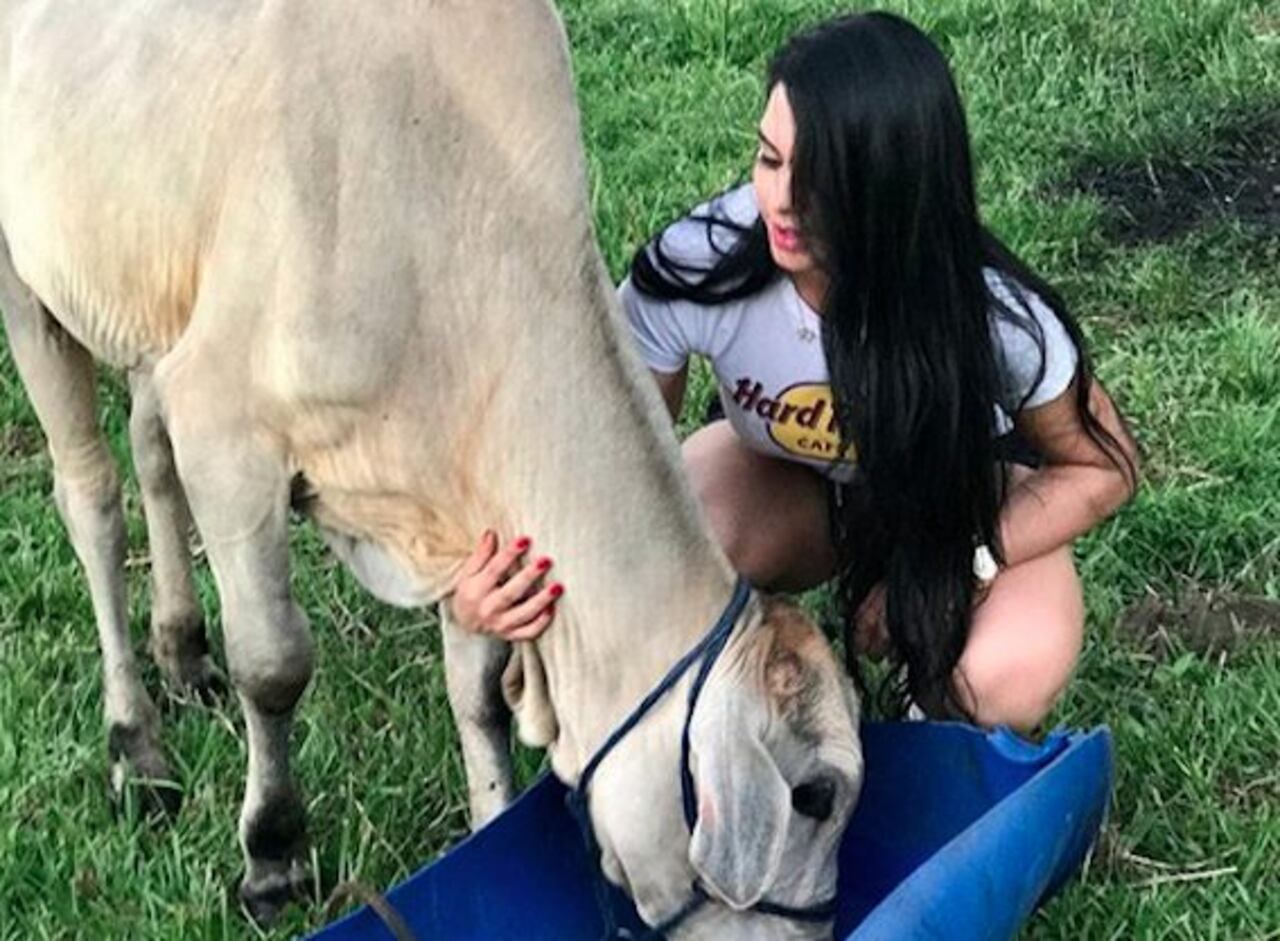 MUCHO CARIÑO. La modelo asegura que “Tomy” es sumamente mimoso y que la reconoce como su dueña.
