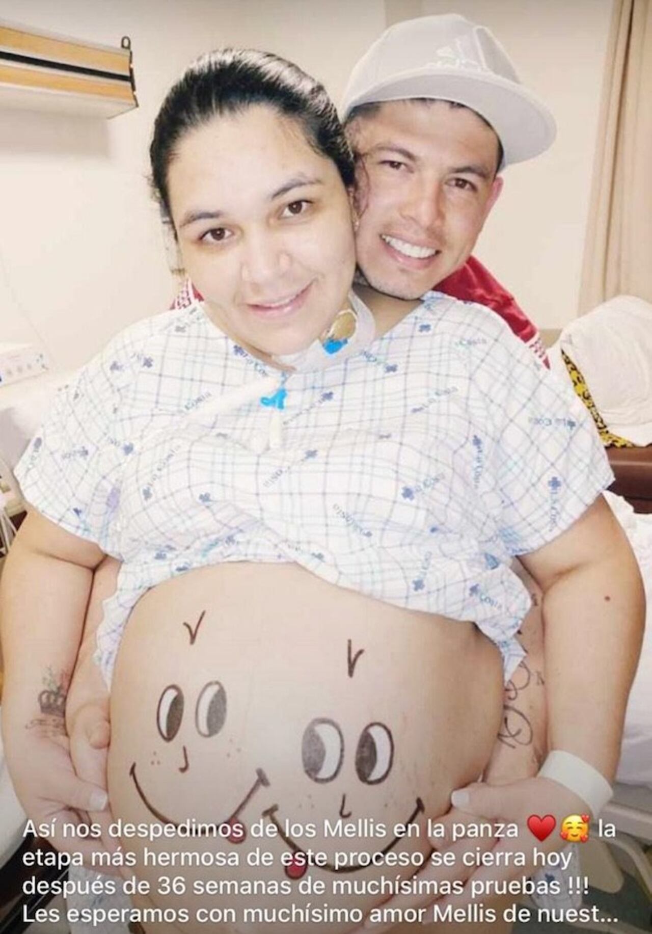 Ruth y Alfredo despidiéndose de la panza.