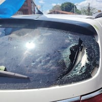 Granizada golpeó fuerte: rompió parabrisas y también bolsillos