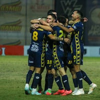 El “Triki”castigó a Ameliano