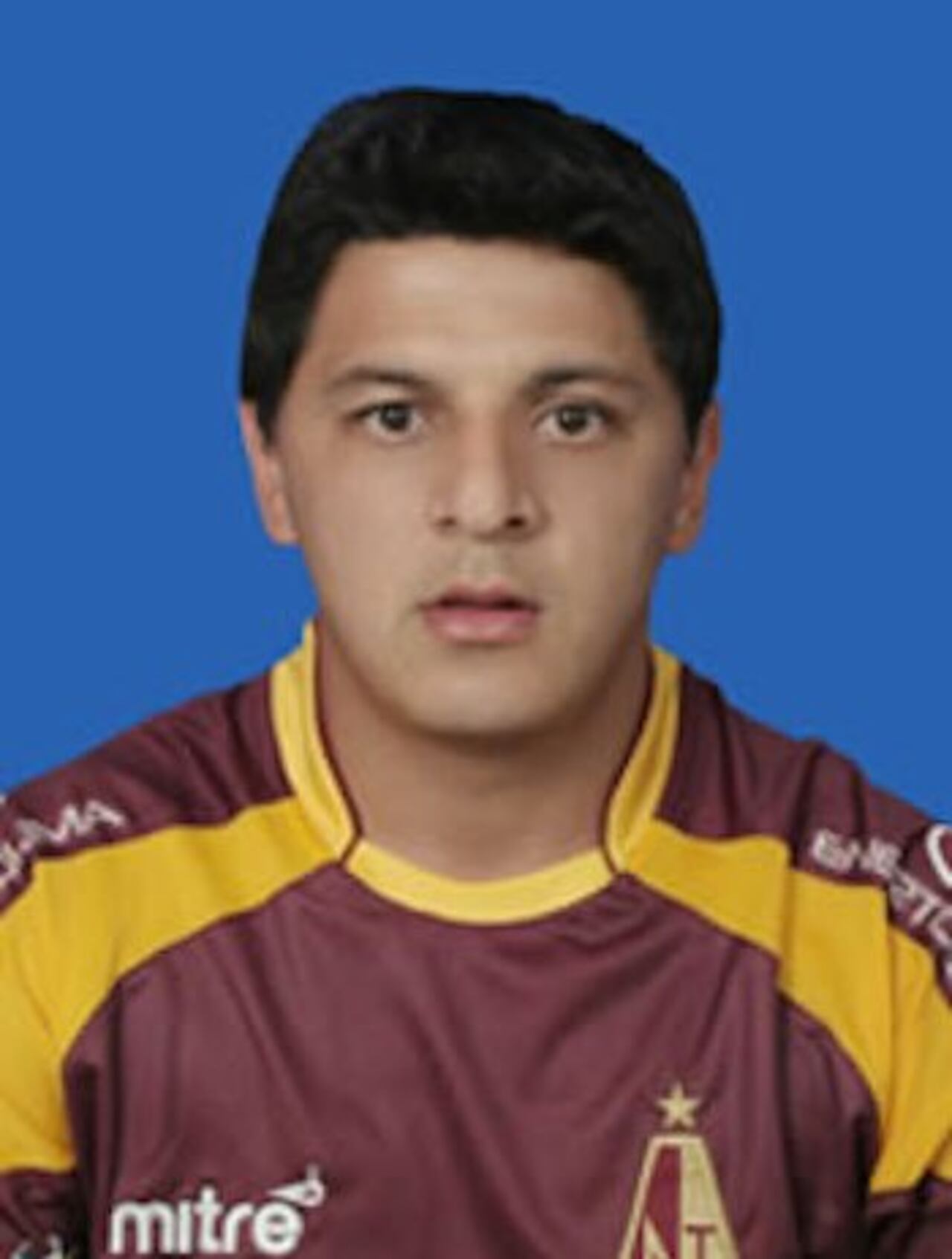 El exdelantero con la casaca del Tolima de Colombia.