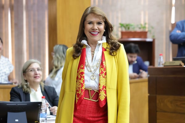 Discreto ¿no? El outfit de Celeste luego de la eliminación de Mbappé