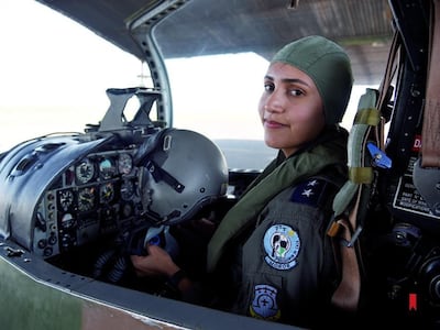 Del sueño de niña a hacer historia: es la primera mujer piloto de combate en volar un Super Tucano